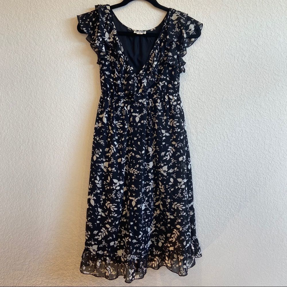 Converse Black and White V-Neck Dress Size XS